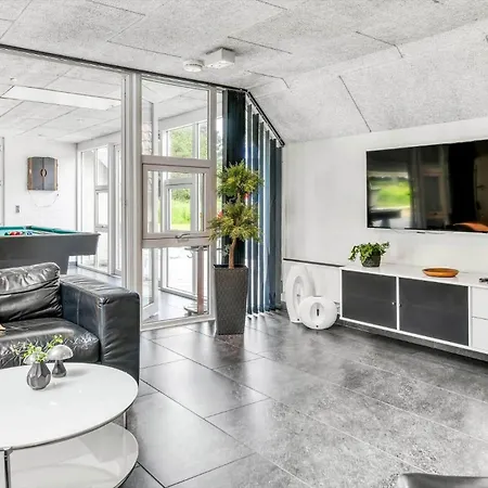 Bv333-blavand-almosetoften-10 * Blåvand